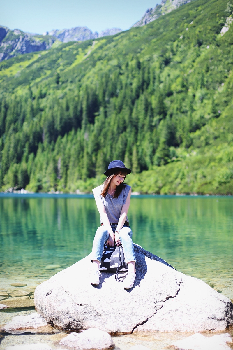 Widok na morskie oko i Tatry