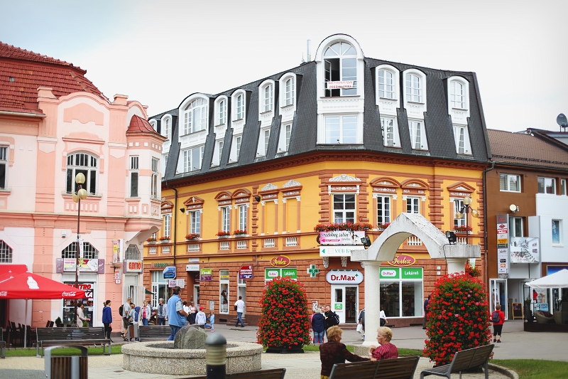 Rynek w mieście Poprad - zwiedzamy Słowację Rynek w mieście Poprad - zwiedzamy Słowację