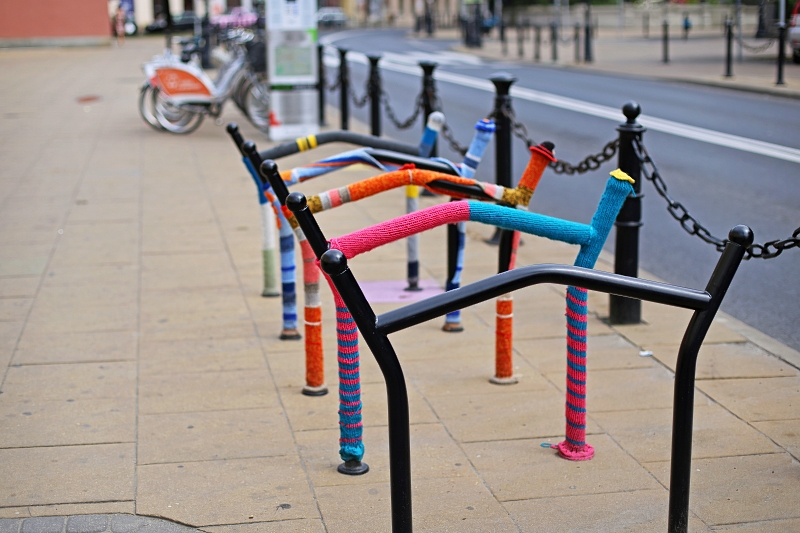 Stojaki przy Placu Wolności