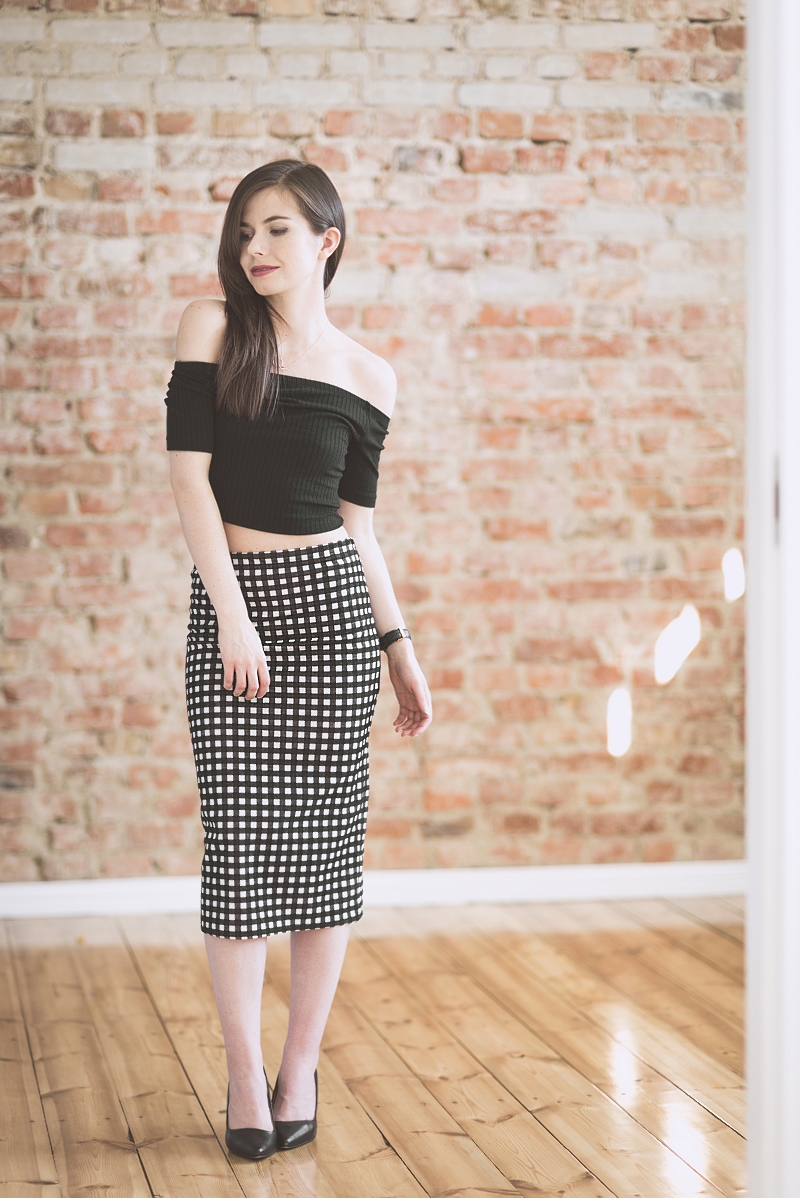 Klasyczny zestaw ze spódnicą ołówkową