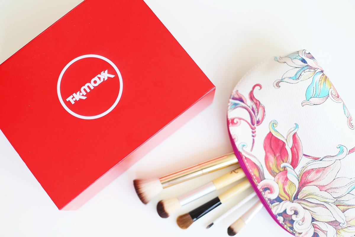 Beauty box TK Maxx - pędzle do makijażu