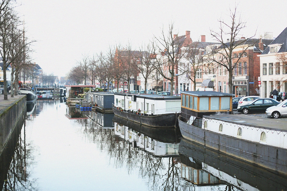 Groningen - barki na wodzie Groningen - barki na wodzie