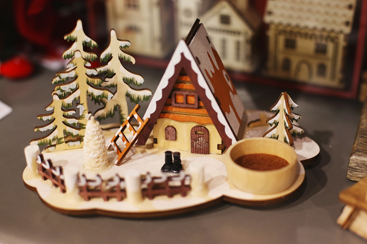 Drewniana ozdoba świąteczna