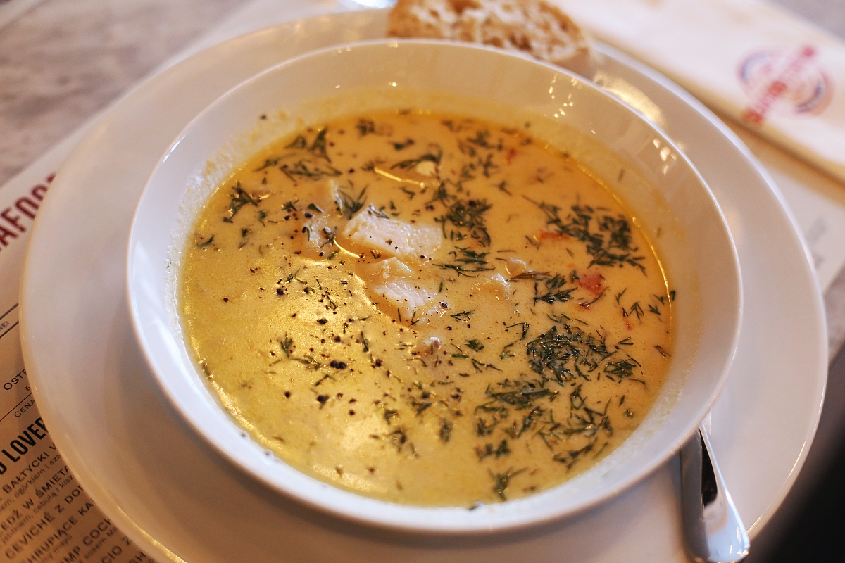  ZUPA RYBNA ZABIELANA Z KOPREM 