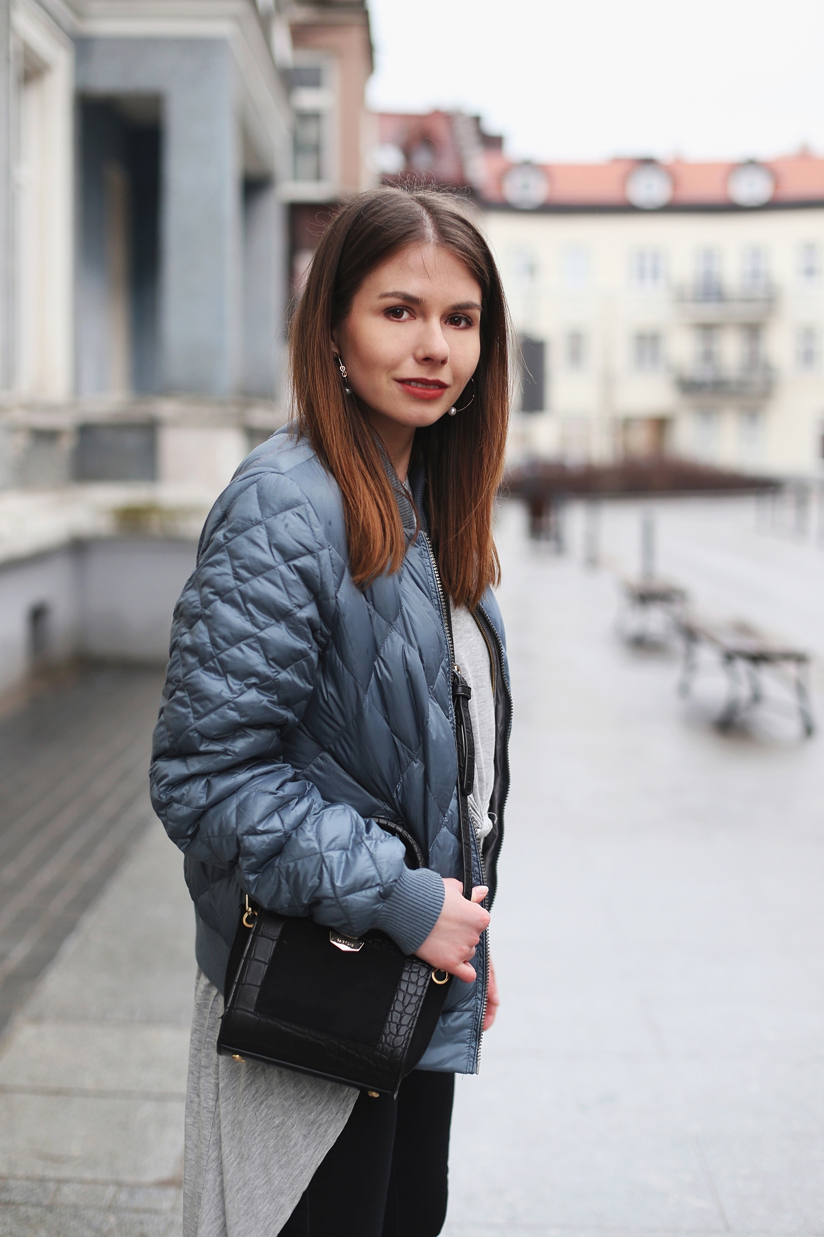 Blog o modzie - niebieska puchówka