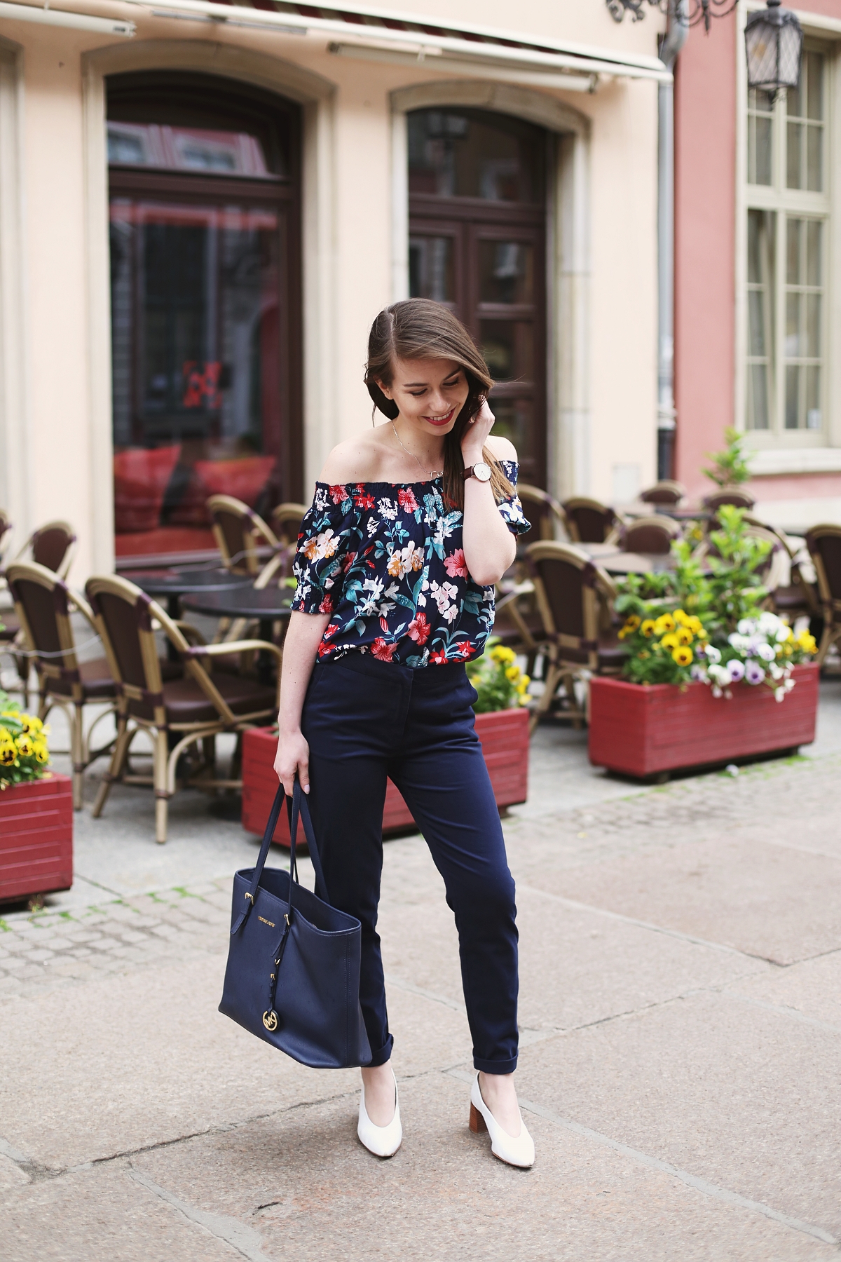 Bluzka z hiszpańskim dekoltem Greenpoint - sesja blog modowy