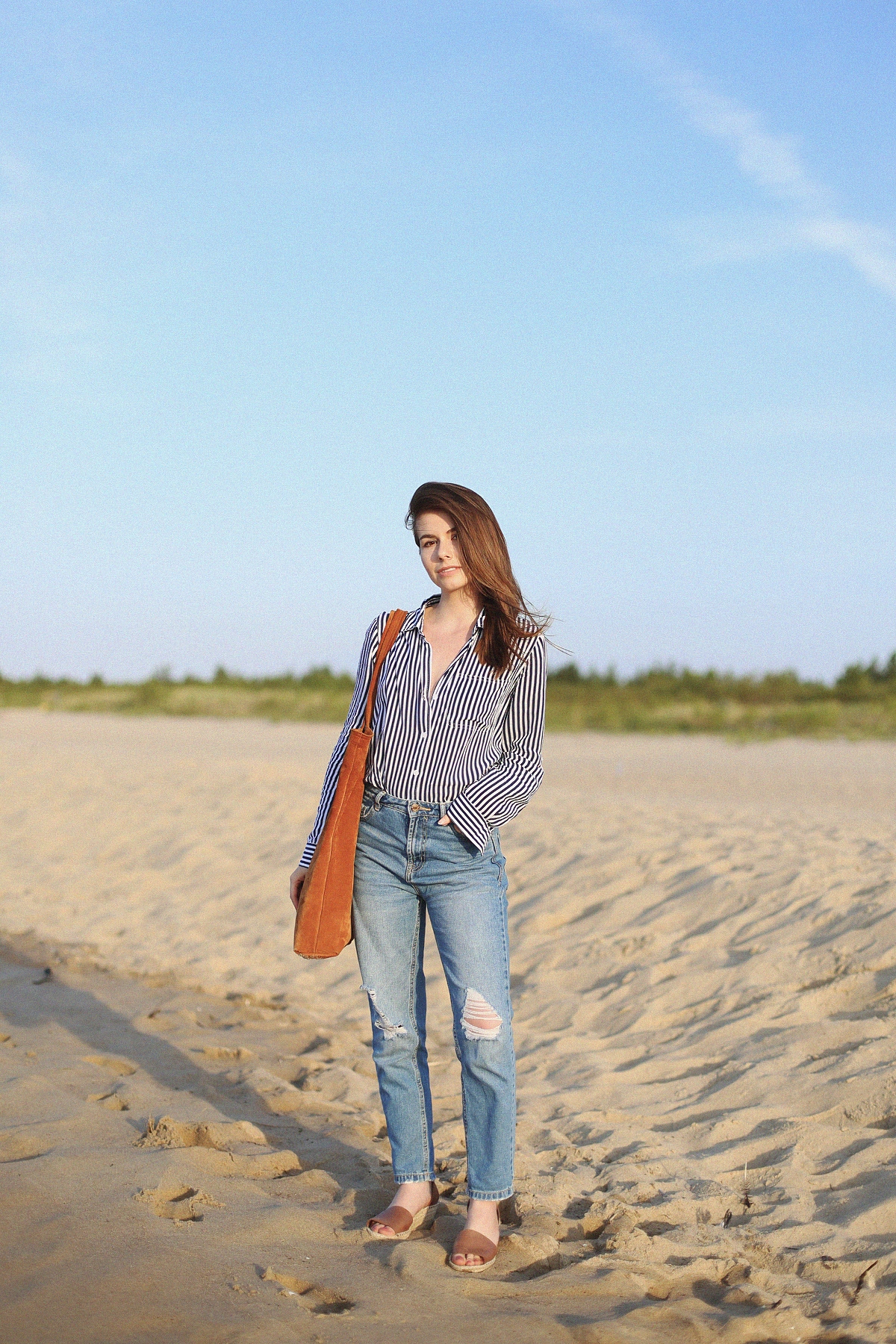 Mom jeans - moda lata 90. powraca