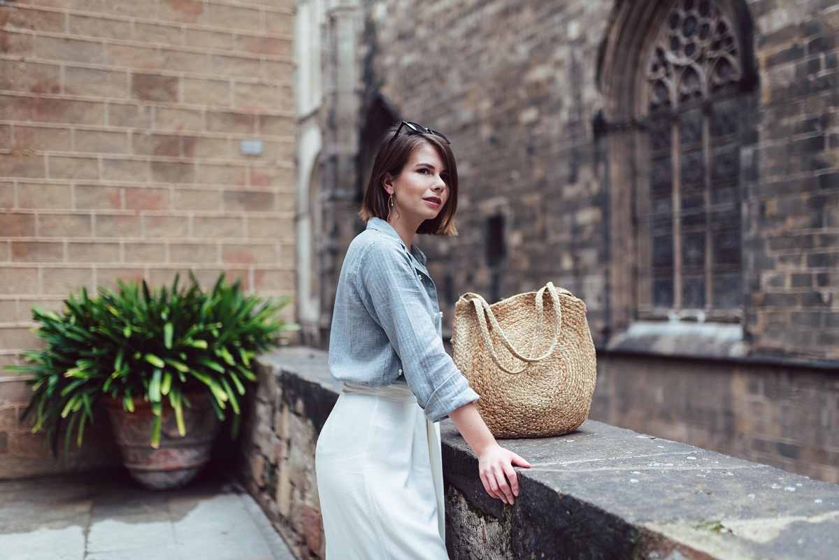 koszula_z_perelkami_culotty_mules_Barcelona