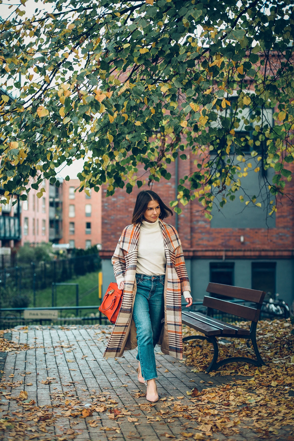 jesienna stylizacja michael kors płaszcz oversize krata wrzeszcz