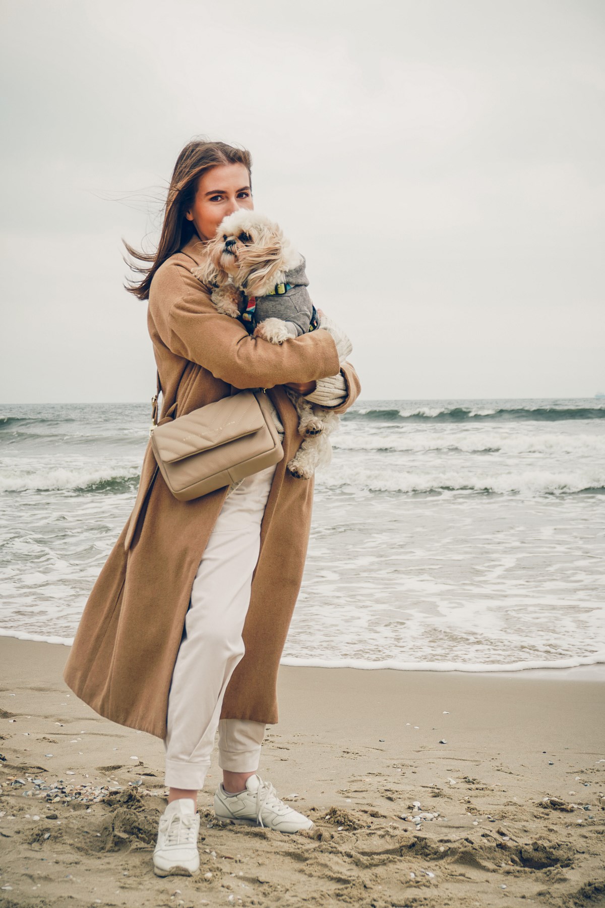 beżowy total look torebka fabiola