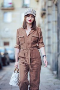 Kombinezon z tencelu stylizacja blog modowy