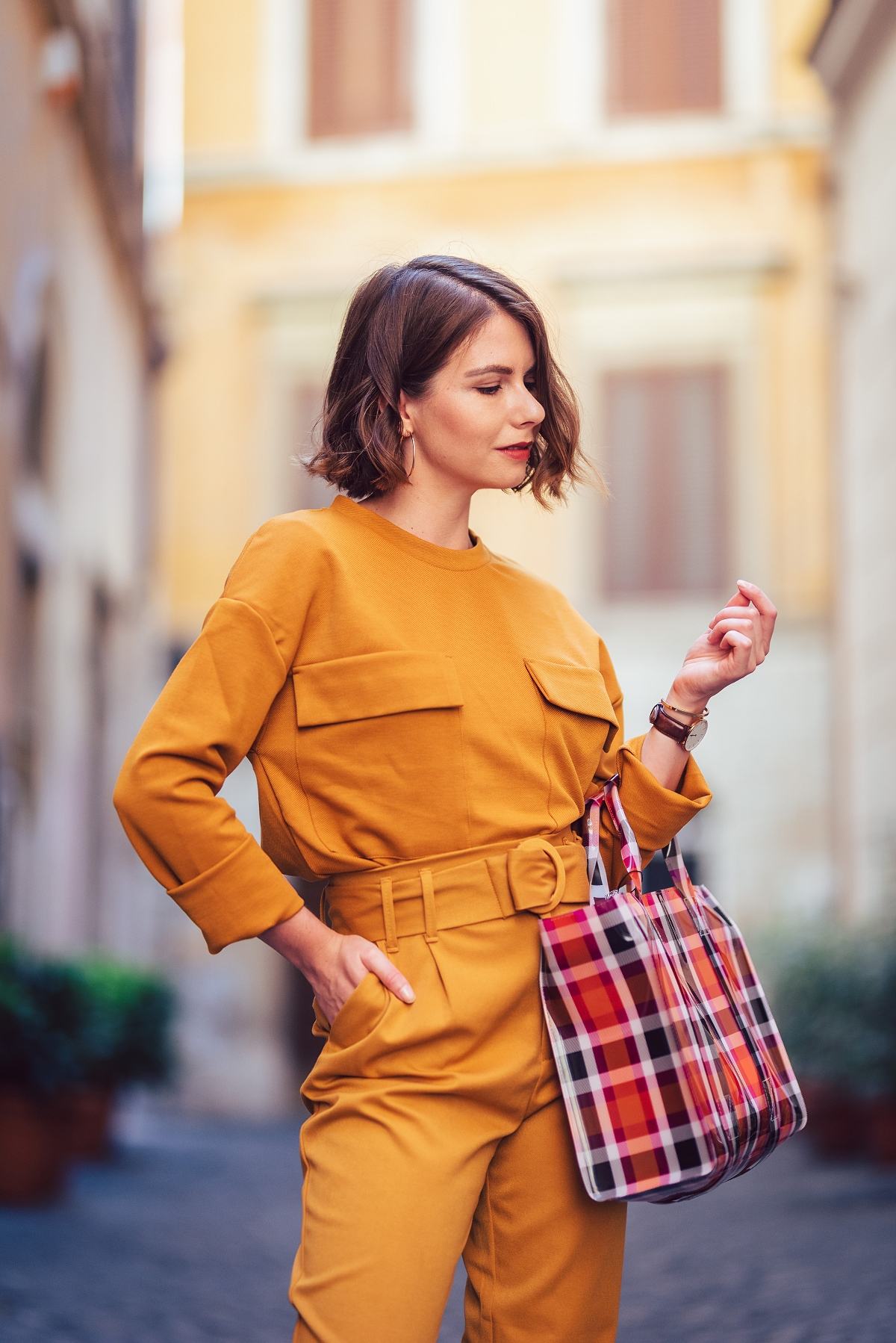 Miodowy total look torebka w kratę