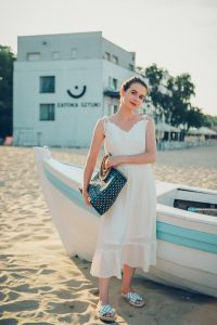 sesja zachód słońca nad morzem