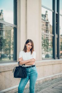 jak nosic jeans stylizacja blog modowy