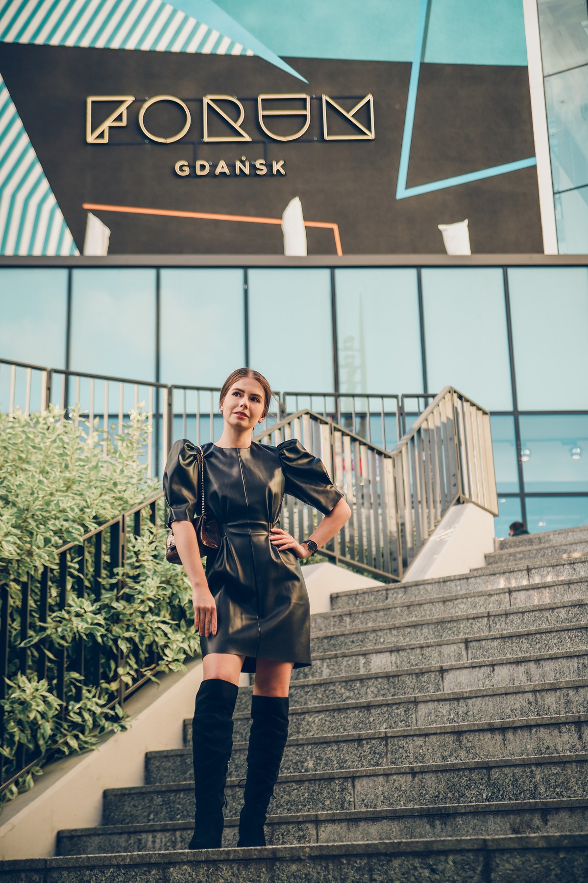 skórzana sukienka Zara Forum Gdańsk