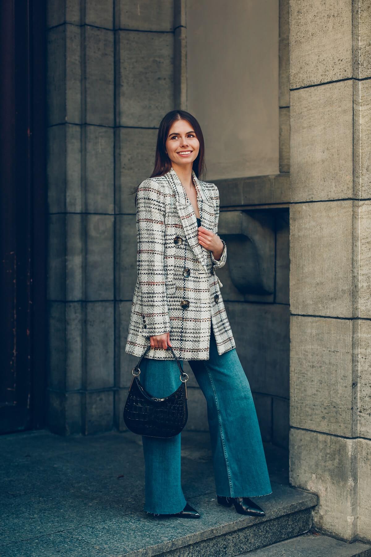 Forum Gdańsk stylizacja dzwony marynarka dwurzędowa